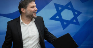 Smotrich issues ultimatum to Netanyahu over ceasefire with Gaza