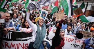 More than 200,000 march through London as towns and cities across Britain mark Nakba Day