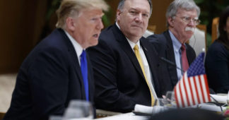 Pompeo Tries to Hijack Trump’s Peace Push, Says Ukraine Needs $500 Bln and NATO Membership