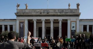 Archaeologists shut down 5 biggest museums in Greece protesting the status change